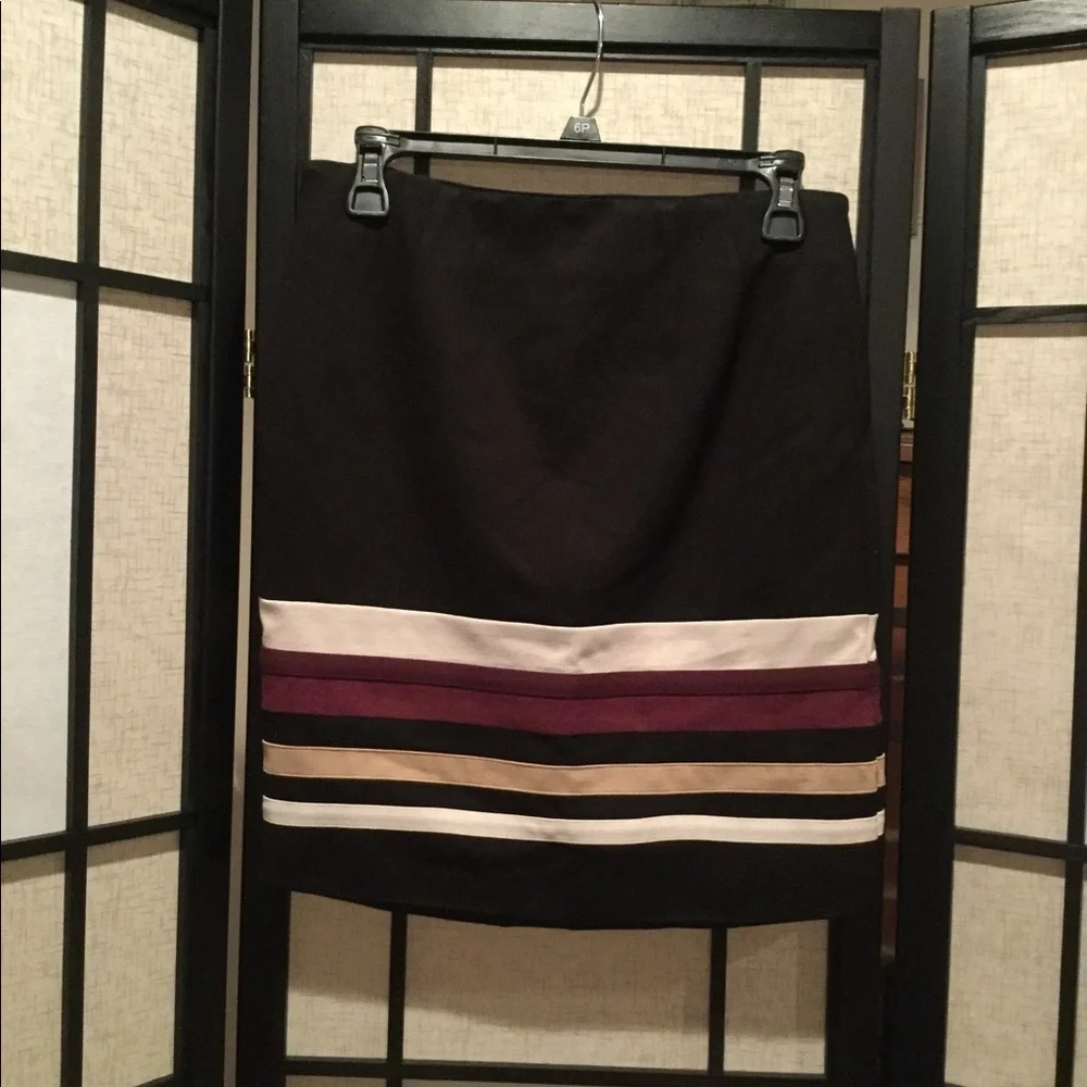 White House Black Market Skirt Size 2
